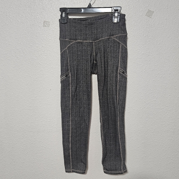 Athleta cropped leggings - Picture 1 of 15
